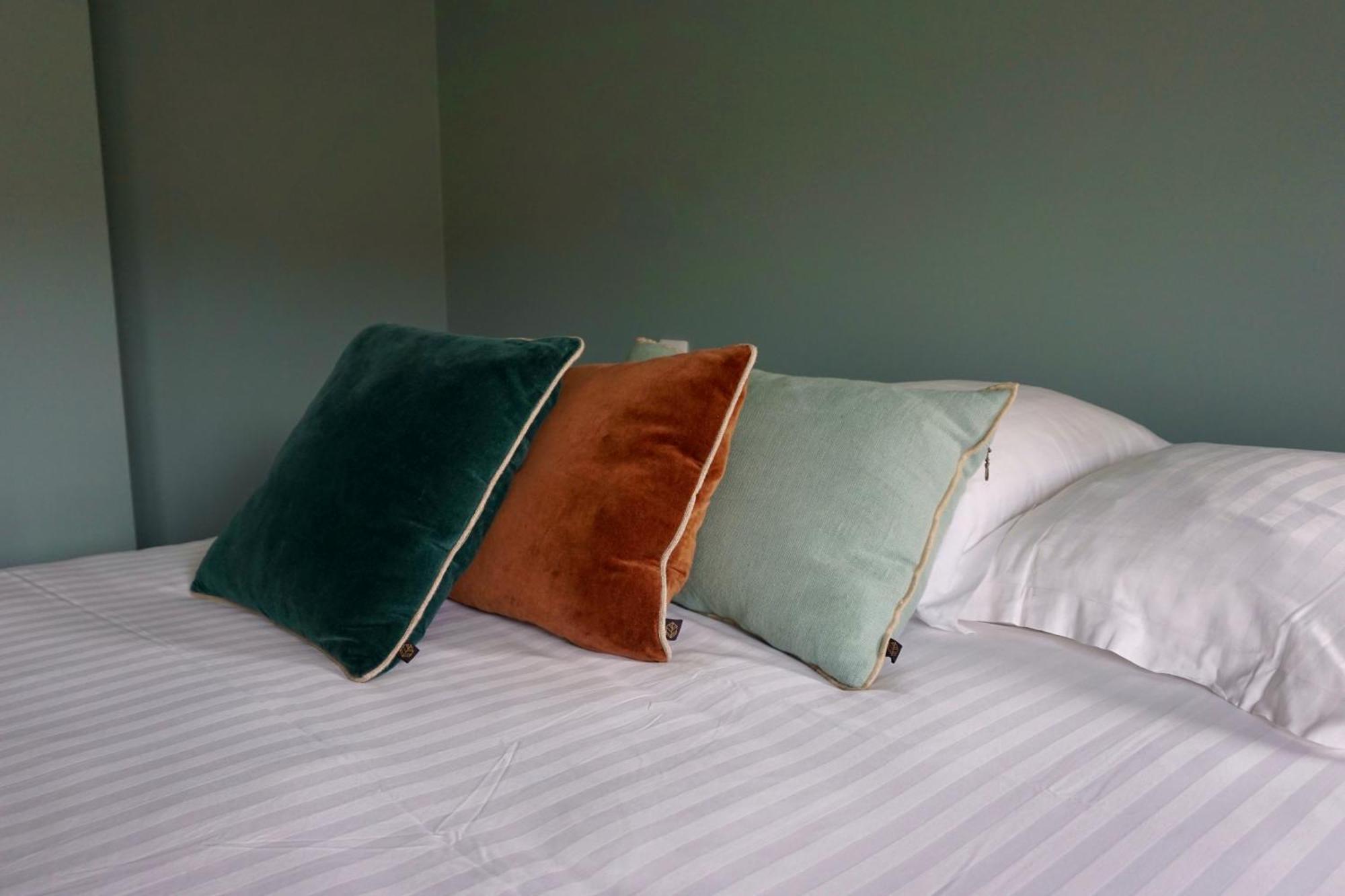 Double Room,1683816435:JPEG